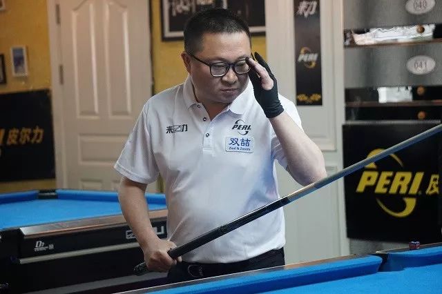 2球的领先 2球的领先