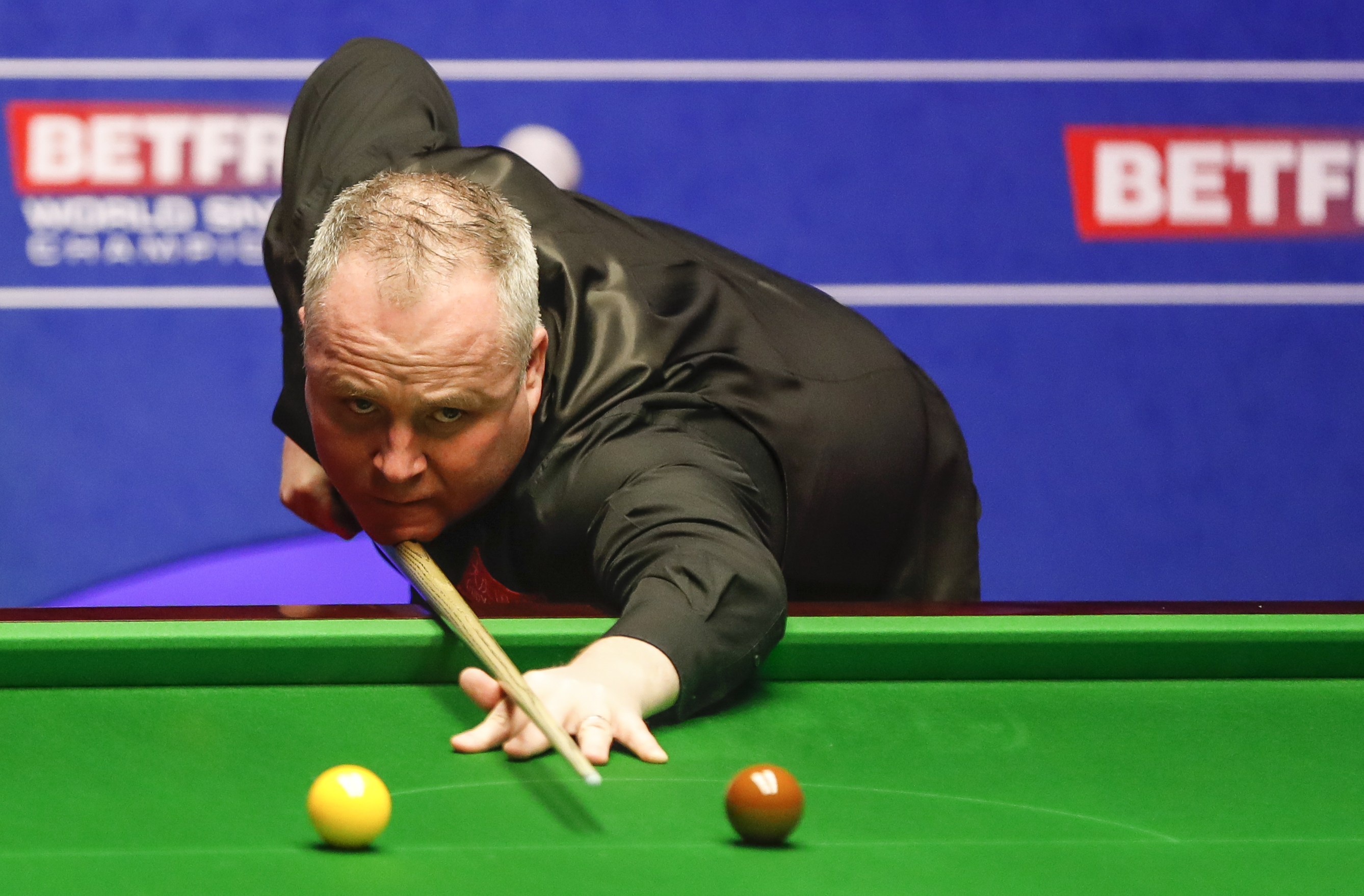 显示出她不 显示出她不