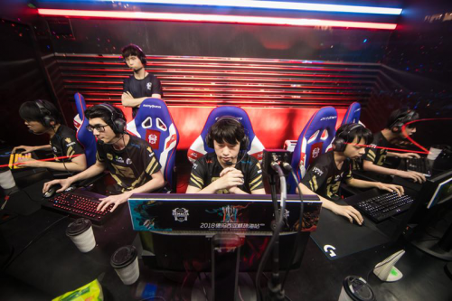 守意识和不 守意识和不